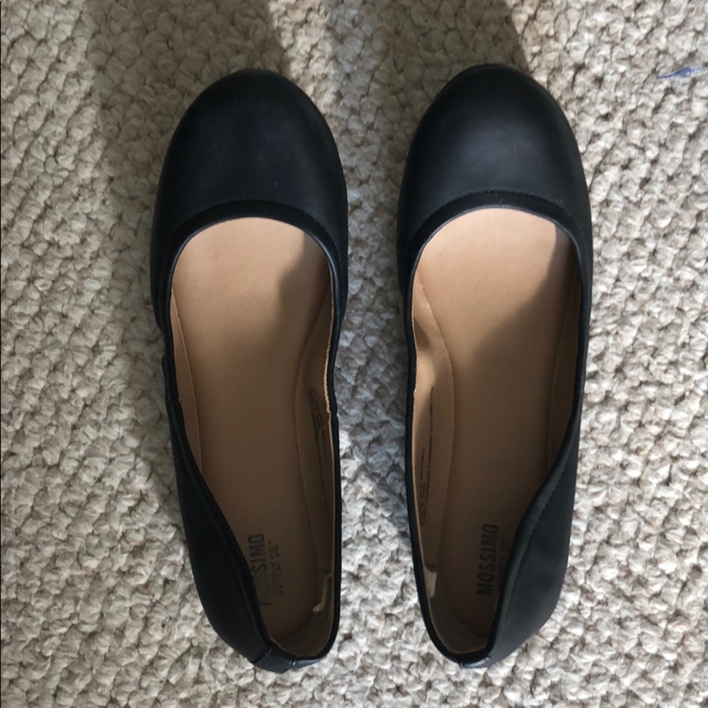 Black flats!